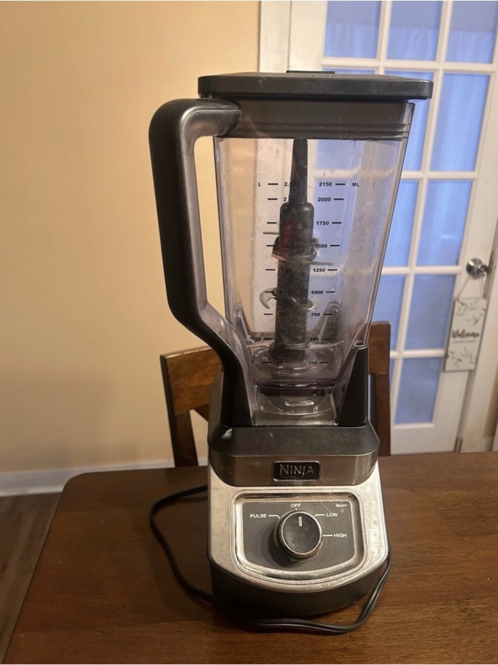 Ninja Blender in Clear Plastic and Silver Base